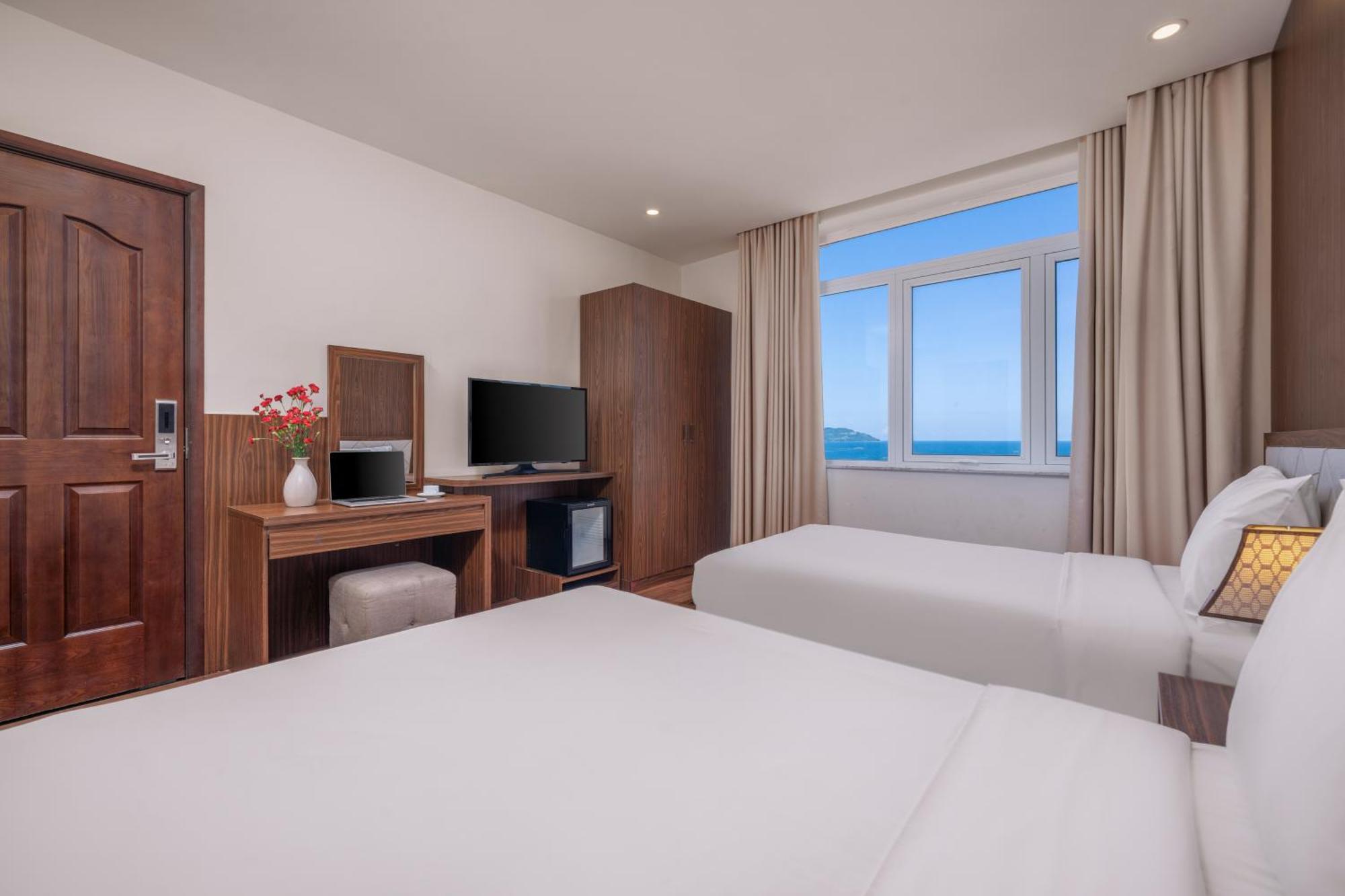 De Lamour Hotel Da Nang Dış mekan fotoğraf