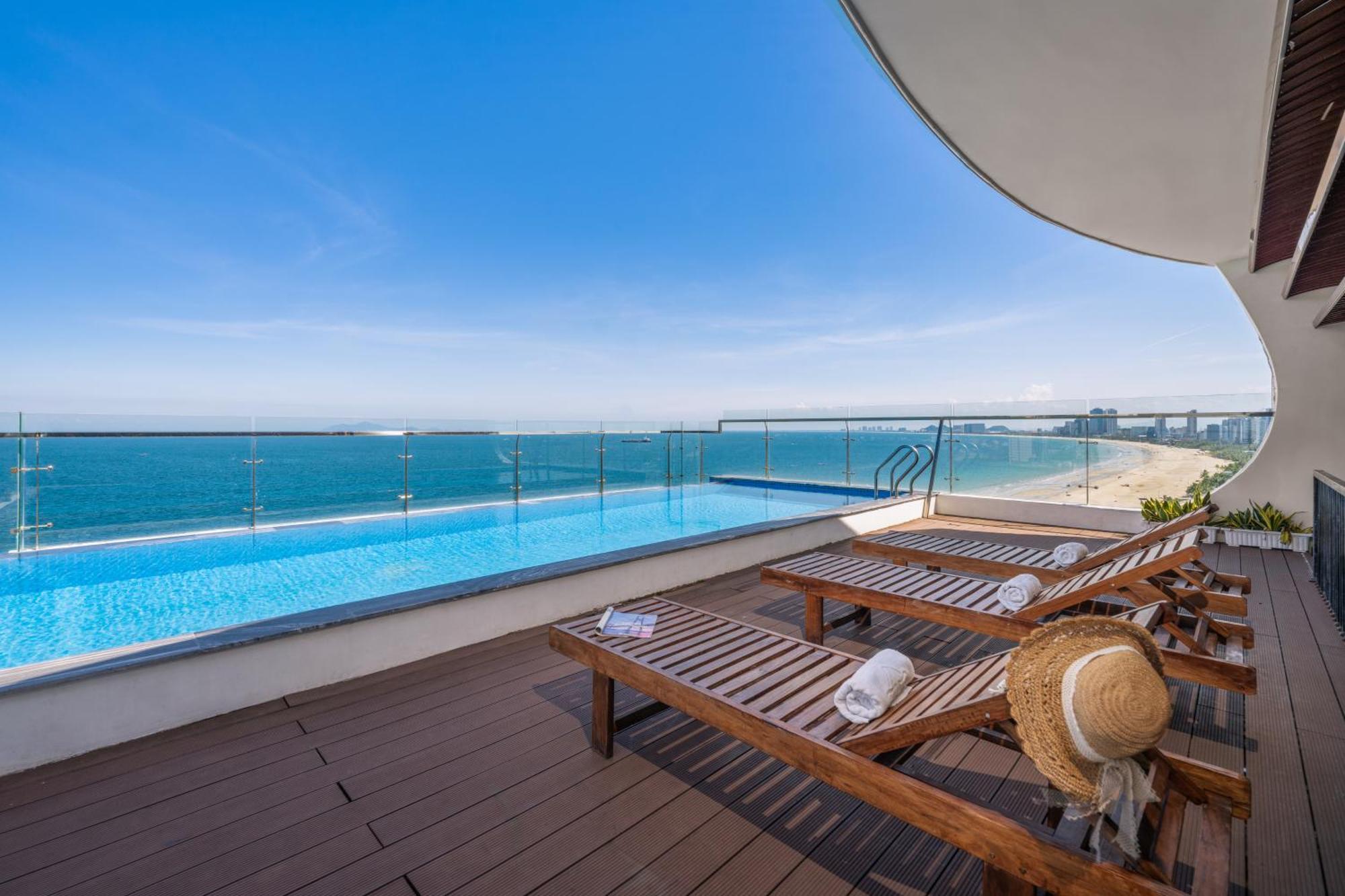 De Lamour Hotel Da Nang Dış mekan fotoğraf