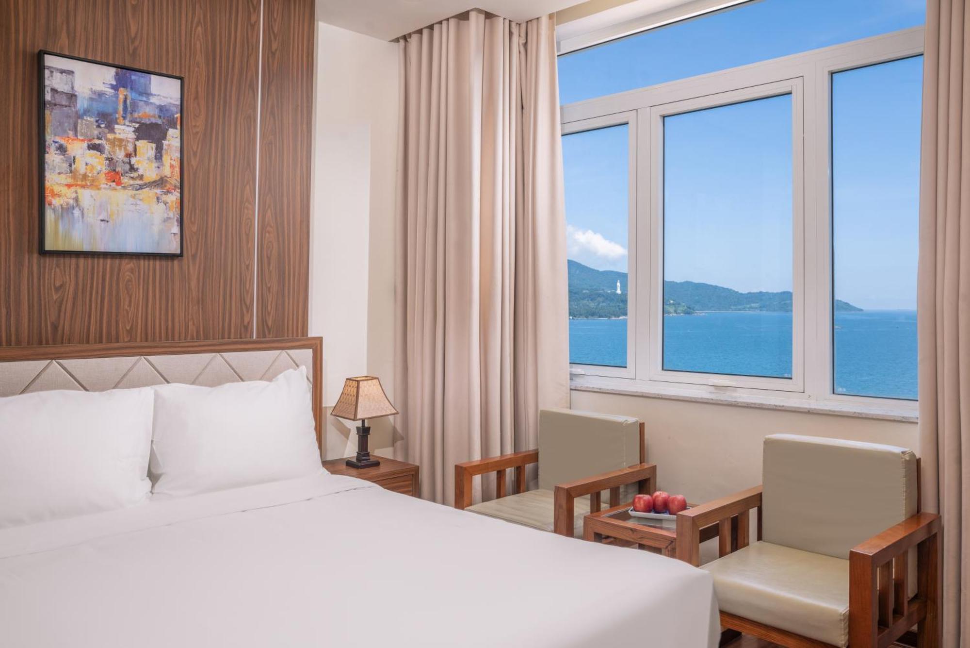 De Lamour Hotel Da Nang Dış mekan fotoğraf